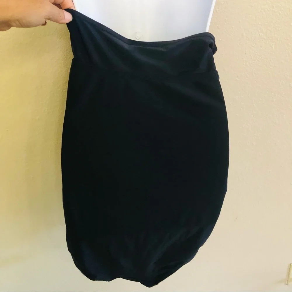 Beach Bump By Motherhood Maternity Black One Piece Swimsuit with Halter Neck 3X